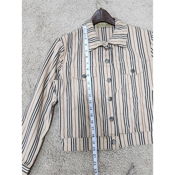 Authentic Burberry Stripe pattern cropped jacket - Picture 9 of 16